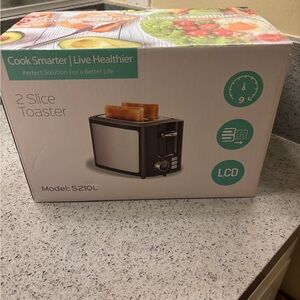 2 Slice Toaster with LCD Display